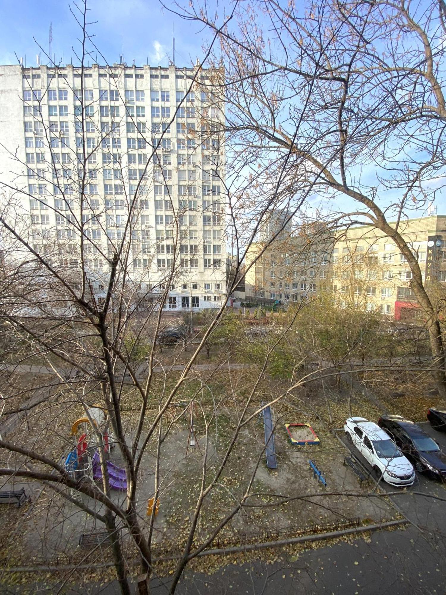 - Pechersk Area Apartment *